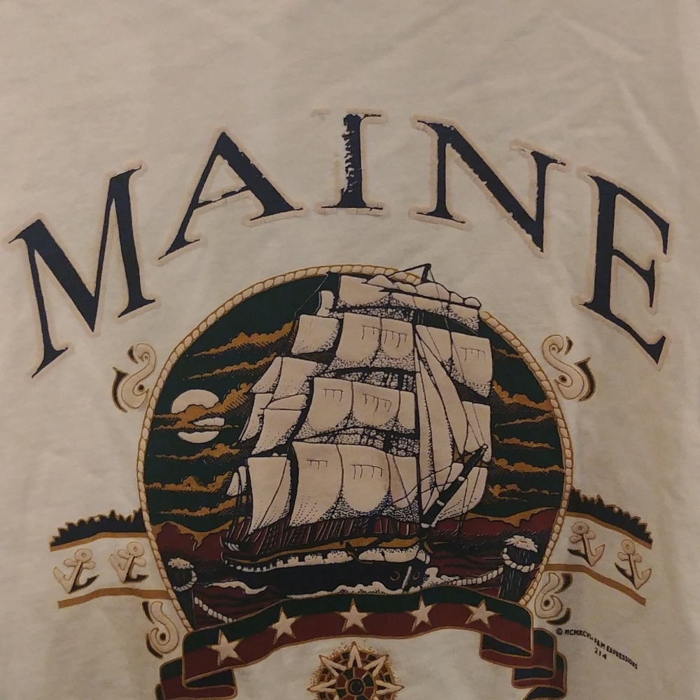 Vintage Maine with big ship t-shirt